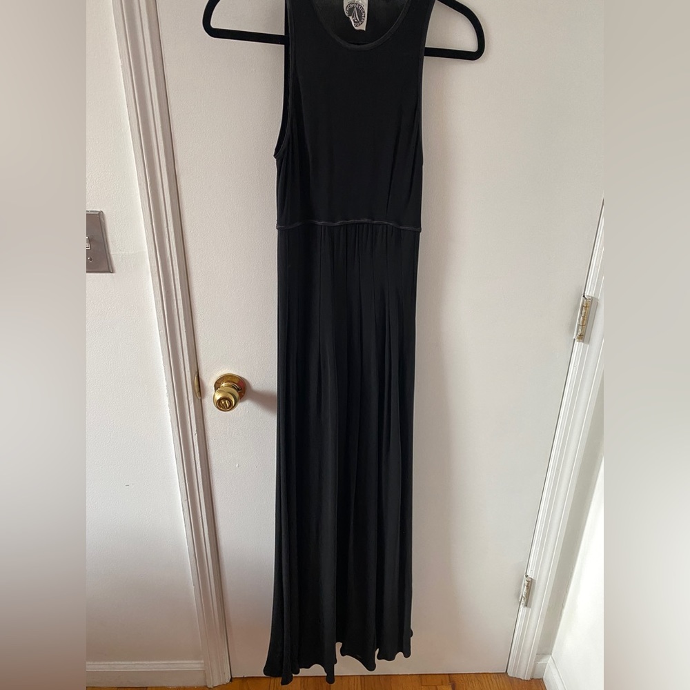 Amazing design- Alexia Admor black dress